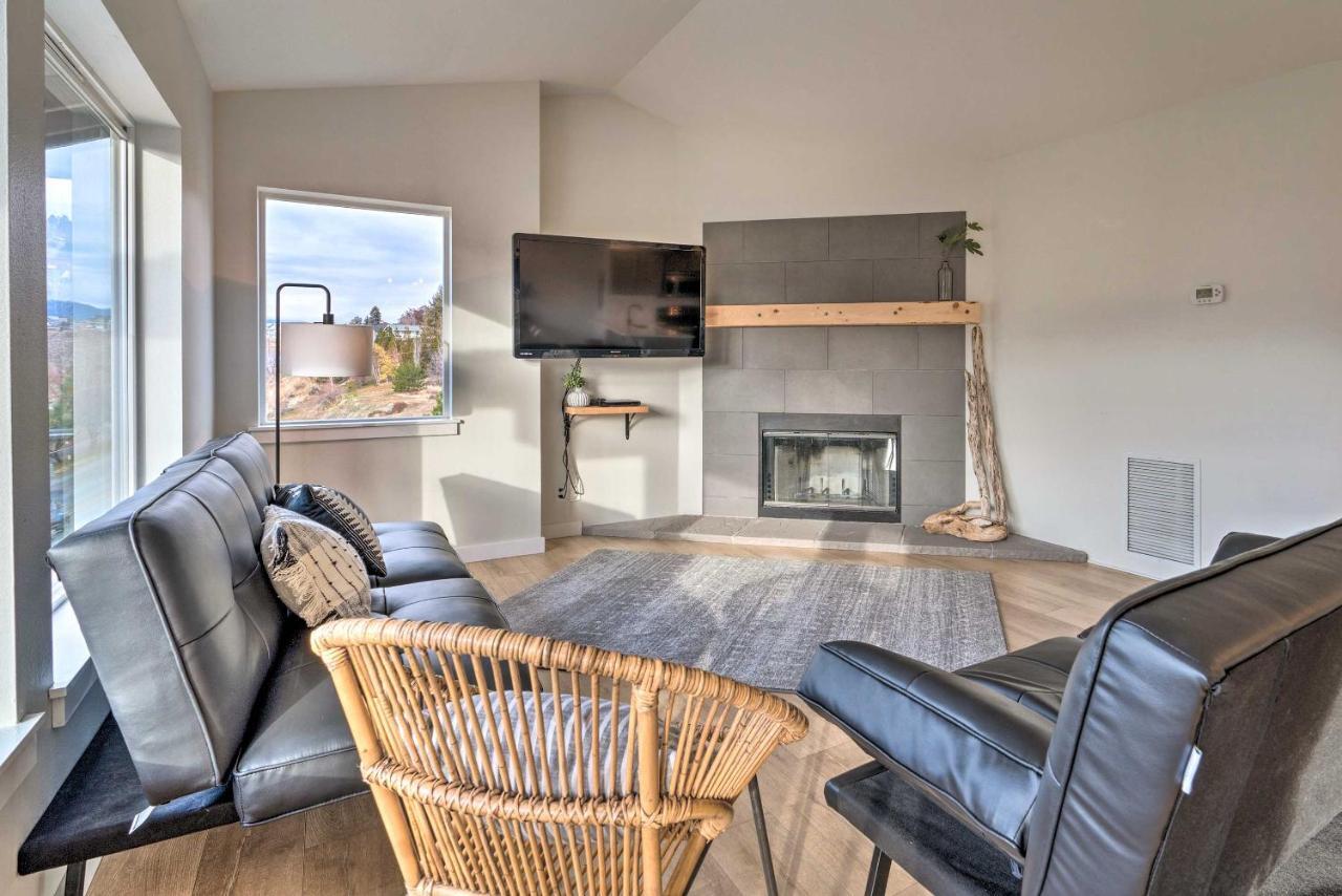 Chic Chelan Condo With Balcony, Walk To Lake And Dtwn! Exteriör bild